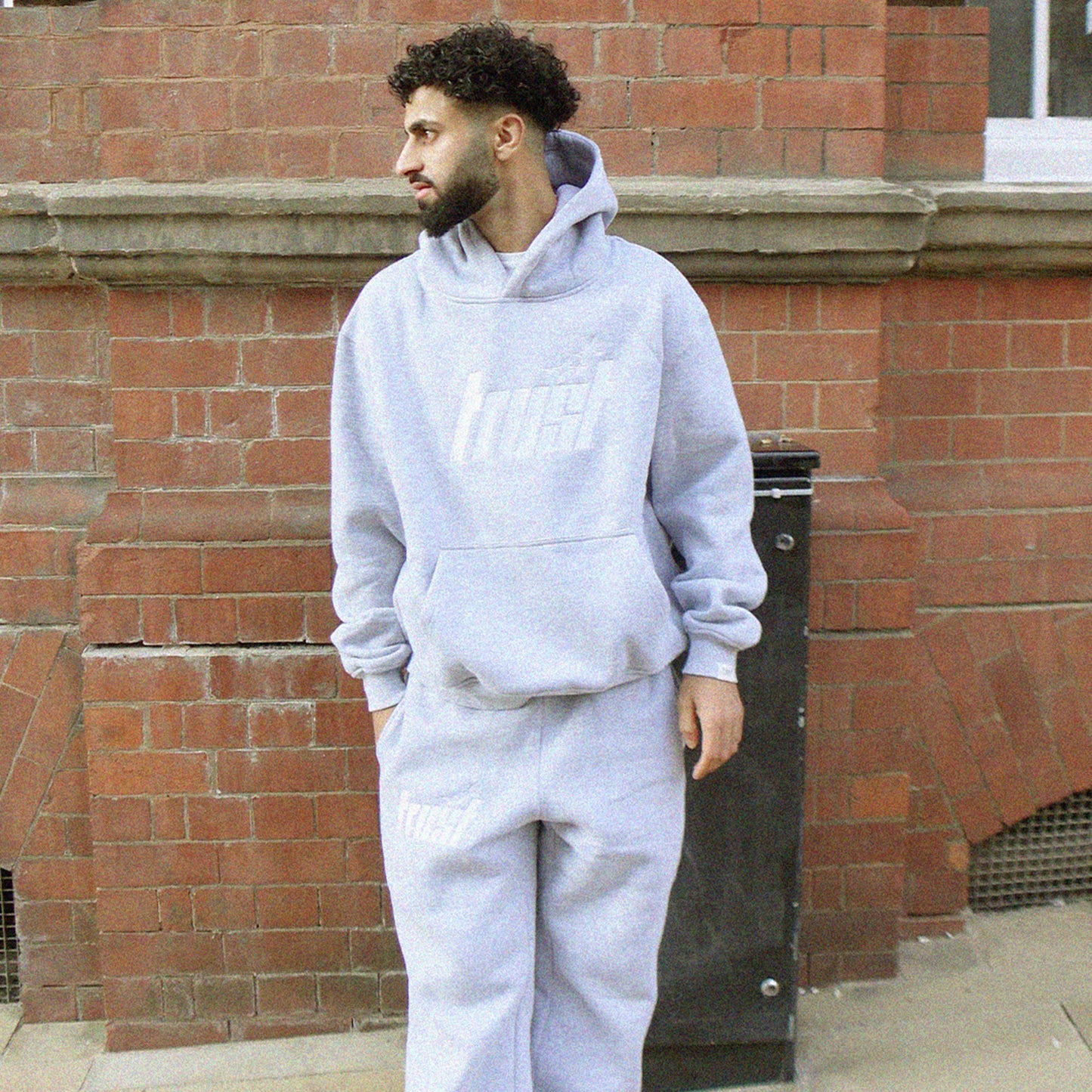 OVERSIZED HEAVYWEIGHT TRUST TRACKSUIT | GREY & WHITE