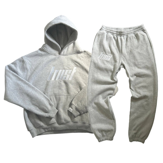EMBROIDERED HEAVYWEIGHT TRUST TRACKSUIT | GREY & WHITE